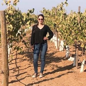 Meet your Posher, Nadia